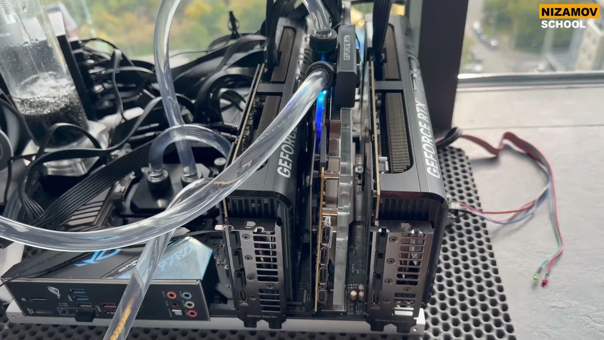 Кастомная СЖО в работе: водоблоки CPU и RTX 3090, бак с помпой и две RTX 5070 Ti на воздухе